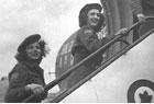 Women of Courage: Untold Stories of WWII<br  /></br>Showtime at the Front cover image